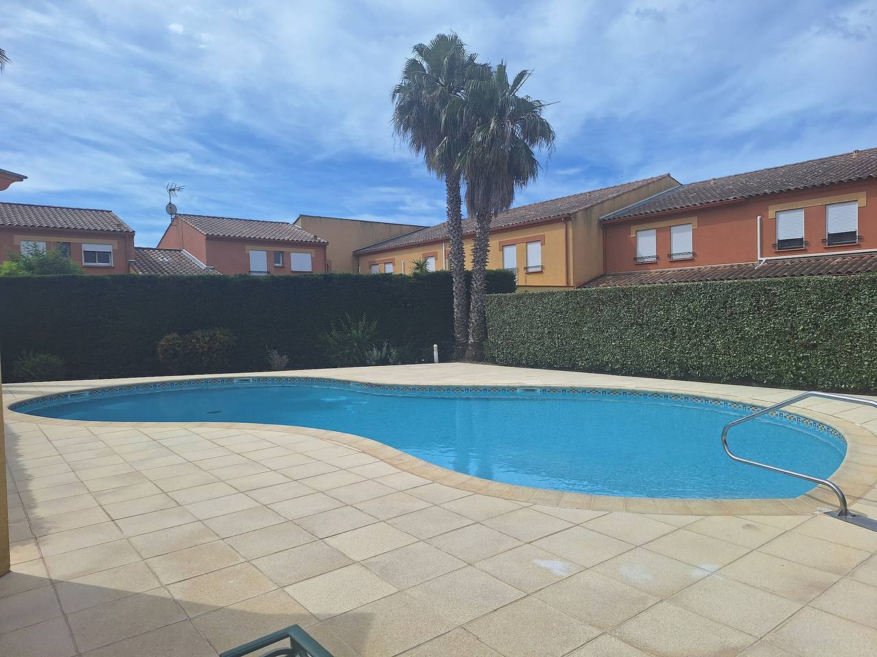 Valras-Plage : Duplex 2 Ch avec Piscine, Clim, Terrasse in Valras-Plage, Côte méditerranéenne (France)