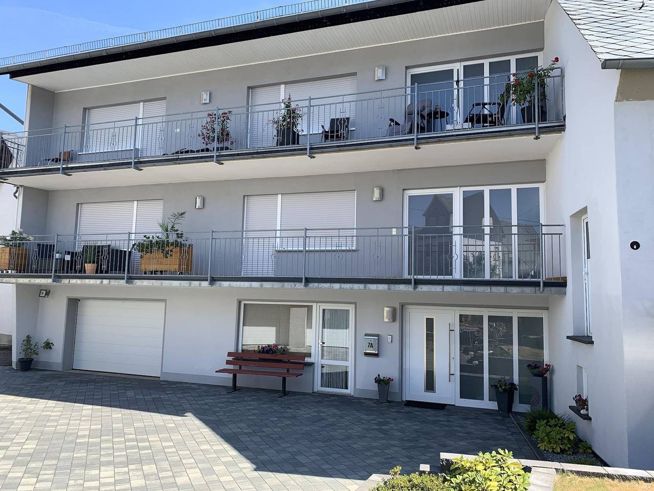 Ganze Ferienwohnung, Ferienwohnung Scheer - Appartement/Fewo, Bad, Wc, 2 Schlafräume in Niederburg, Mittelrhein