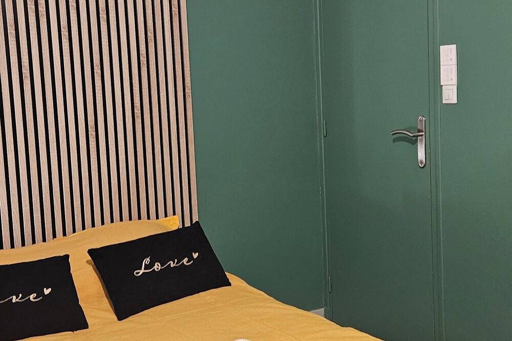 Appartement entier, Studio le matru, zones industriel de Sorbiers in Sorbiers, Loire
