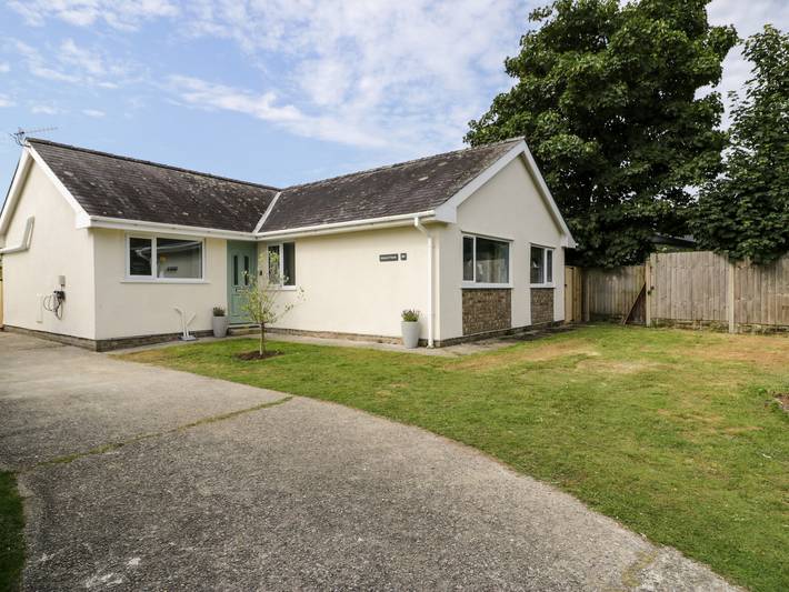 Holiday home for 8 people, with garden in Porthmadog