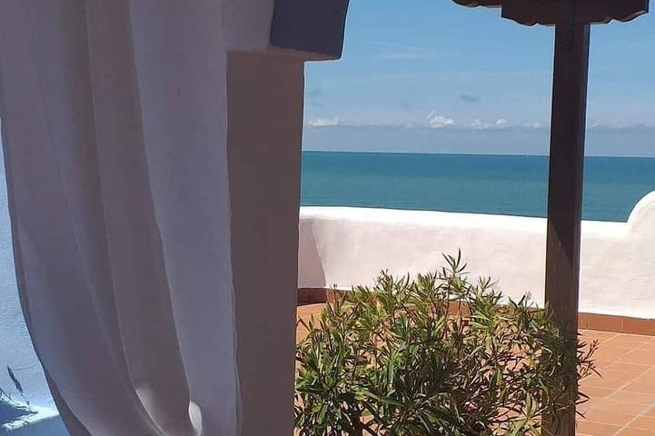 Monolocale, fronte mare, ampio terrazzo (Ginestra) in Anzio, Provincia di Roma