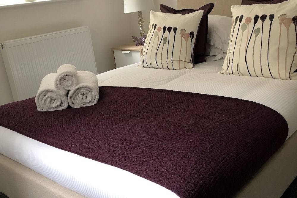 Entire apartment, ✨ Stylish St Albans 2 Bedroom — Perfect for Business, Families & Relocation ✨ in Hertfordshire