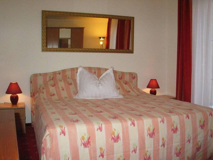 Hotel für 2 Personen, mit Terrasse und Garten sowie Pool und Sauna in Zeltingen-Rachtig - 2