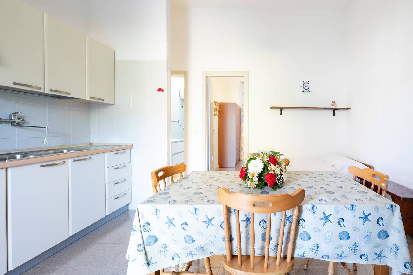 Ganze Wohnung, Ferienwohnung 'Alimini - 4' mit Privatterrasse, Wi-Fi und Klimaanlage in Frassanito, Lecce Provinz