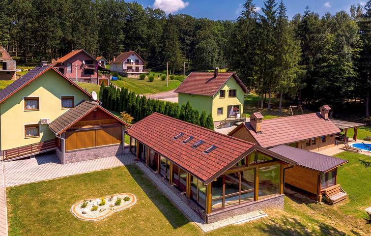 Gemütliche Ferienwohnung mit Pool, WLAN und Parkplatz in Pozega-Slawonien