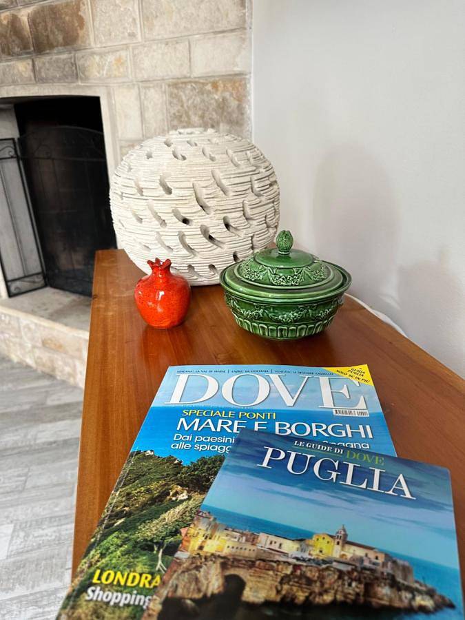 Location de vacances pour 8 personnes, avec piscine et bassin pour enfant ainsi que jardin et jacuzzi à Torre Chianca - 4