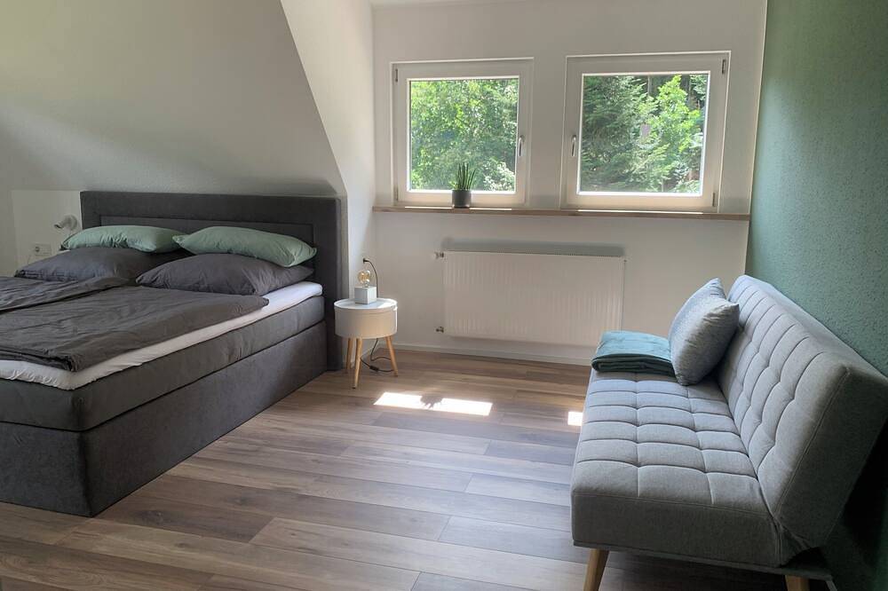 Ganze Wohnung, Moderne, geräumige und gemütliche Fewo in ruhiger Lage – perfekt zum Entspannen! in Bad Rippoldsau-Schapbach, Mittlerer Schwarzwald