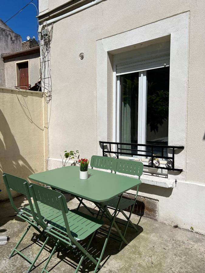 Gîte pour 4 personnes, avec jardin ainsi que vue et terrasse à Le Pré-Saint-Gervais - 2