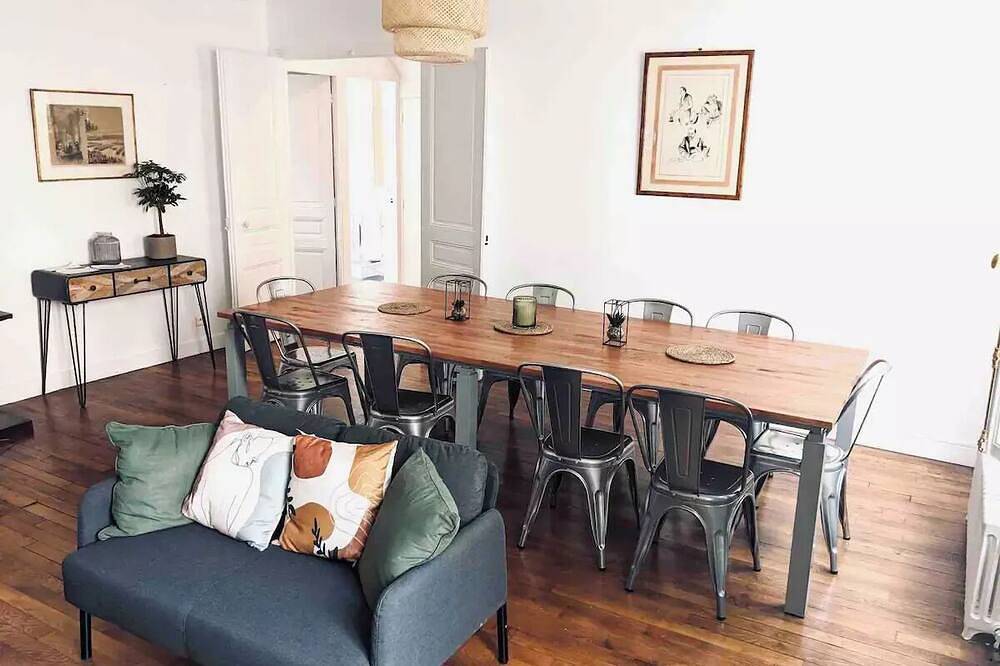 Villa Nearby Paris - 17 Guests - Garden - Parking - Metro in Le Kremlin-Bicêtre, Val-de-Marne