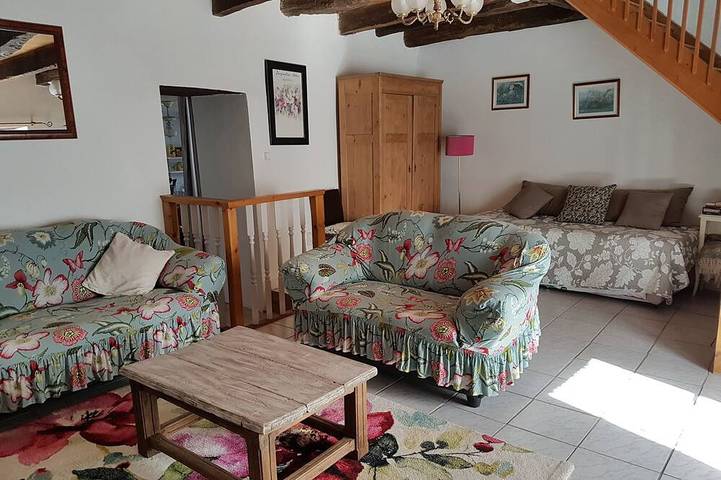 Location de vacances pour 6 personnes, avec jardin à Kergloff - 3