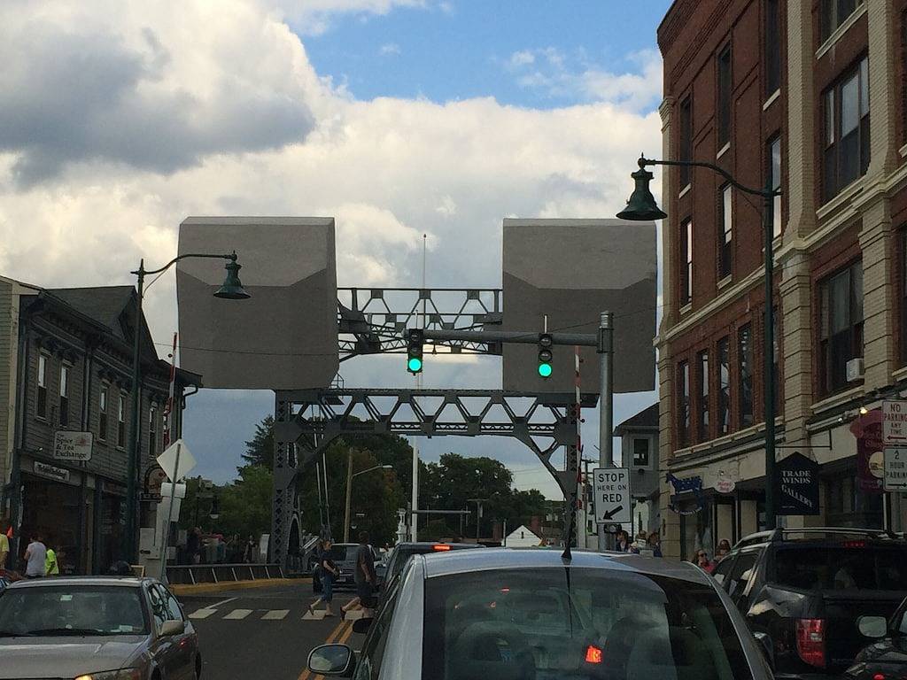 Ganze Wohnung, Renovierte 1 Br Wochenende 1 Block vom Mystic River in der historischen Innenstadt! in Mystic, Connecticut