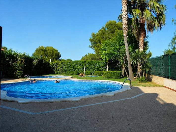 Casa para 6 personas, con jardín y piscina en Salou