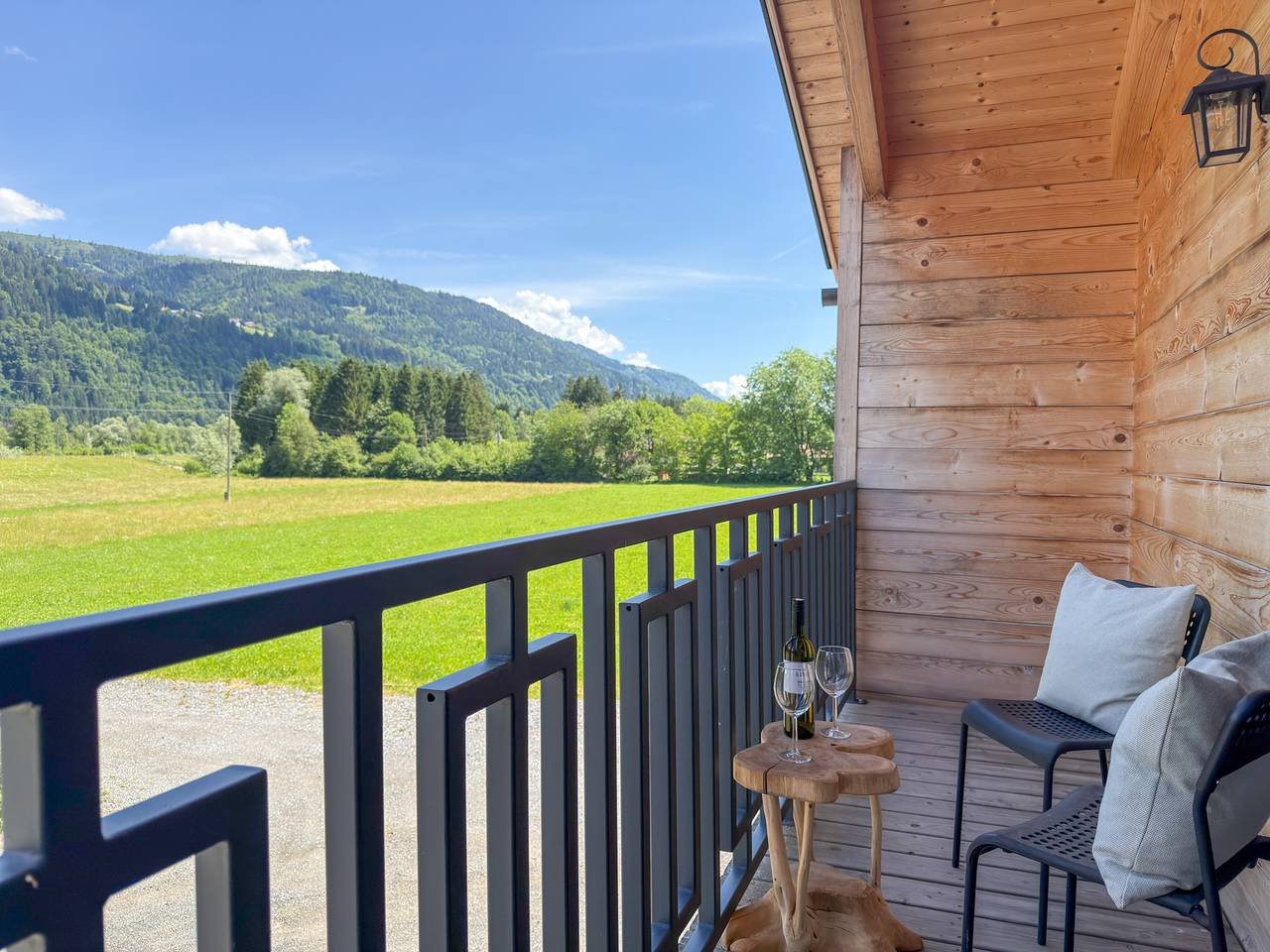 Hübsches Ferienhaus Nahe Nassfeld Skigebiet in Hermagor-Pressegger See, Bezirk Hermagor