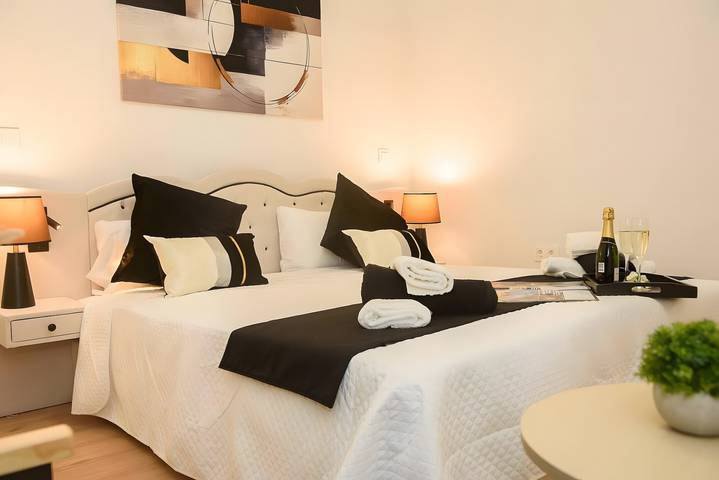 Appartement entier, Charmant appartement boutique à Séville, 2 chambres, 7 personnes, parking in Dos Hermanas, Province de Séville