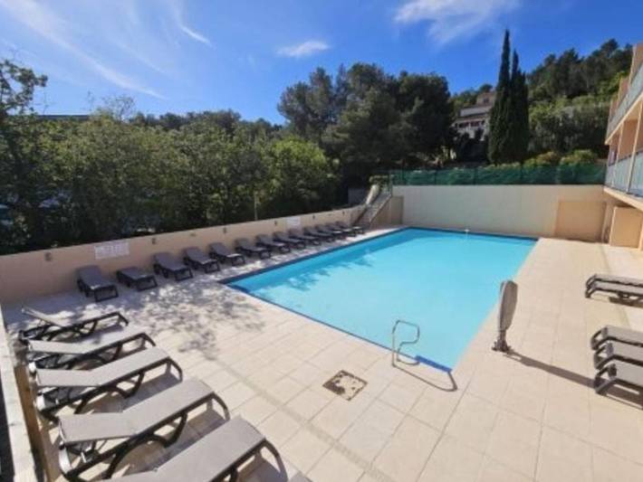 Camping pour 4 personnes, avec piscine et terrasse, animaux acceptés à Six-Fours-les-Plages - 2