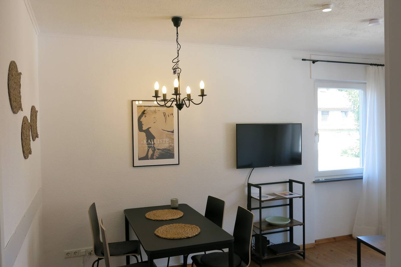Ferienwohnung Arenz - Ruhige Ferienwohnung (48 qm) im Obergeschoss in Schweinfurt, Fränkisches Weinland
