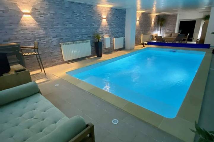 Maison de vacances pour 13 personnes, avec jardin ainsi que sauna et jacuzzi