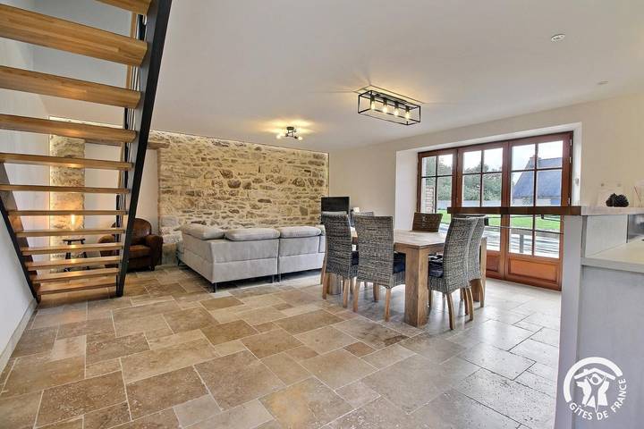 Gîte pour 8 personnes, avec terrasse et jardin, animaux acceptés à Landévant - 4