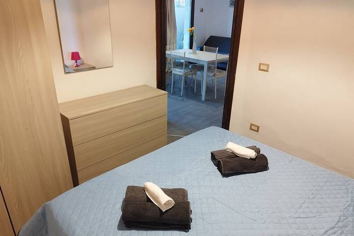 Appartamento intero, Elegante appartamento con ingresso indipendente e parcheggio sempre disponibile in Letojanni, Provincia di Messina