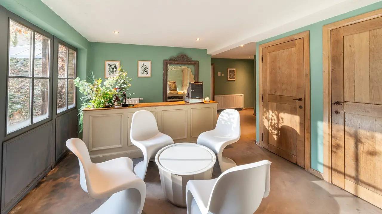 Appartement de vacances entier, Appartement de vacances pour 31 personnes avec terrasse in Vresse-sur-Semois, Région de Namur