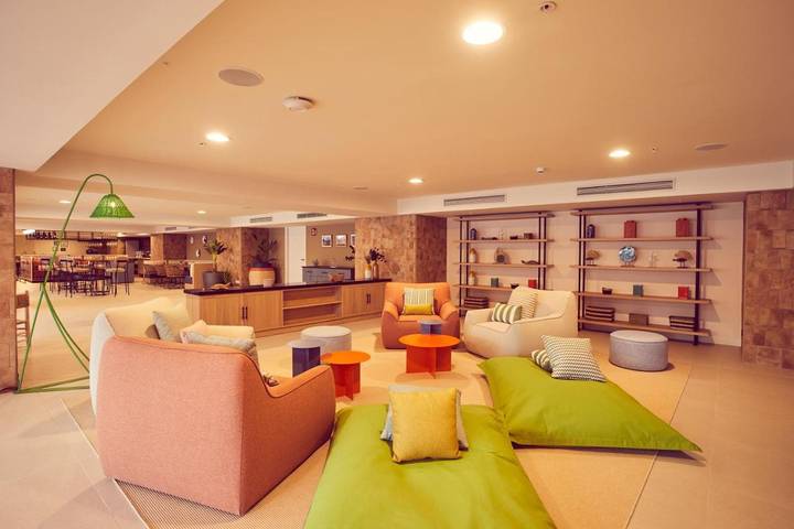 Hôtel pour 3 personnes, avec jardin ainsi que piscine et vue, animaux acceptés à Magaluf - 2