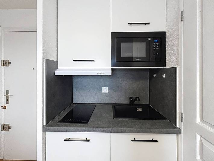 Gîte pour 4 personnes, avec balcon dans Plage du Hôme - 3