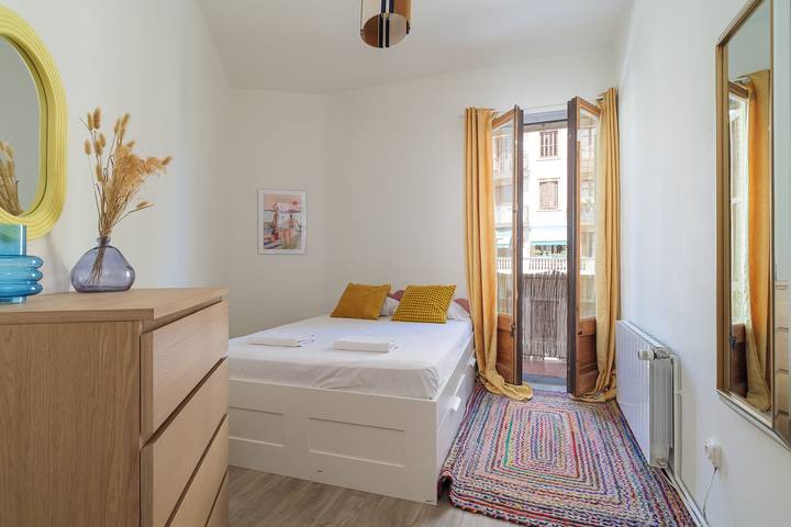 Apartamento entero, GuestReady - Piso moderno con Balcon en Poble Sec in Centro Barcelona, Barcelona