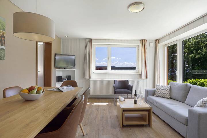 Bungalow für 6 Personen, mit Terrasse und Balkon/Terrasse an der Mosel - 3