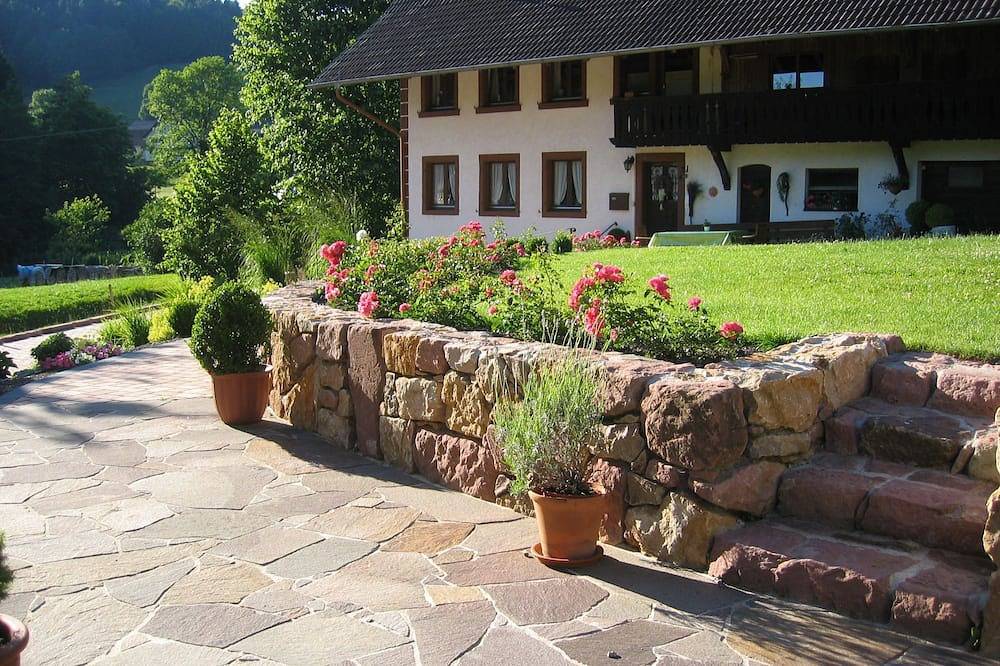 Ganze Wohnung, Mockhof - Bachhüsliblick in Waldkirch, Südschwarzwald
