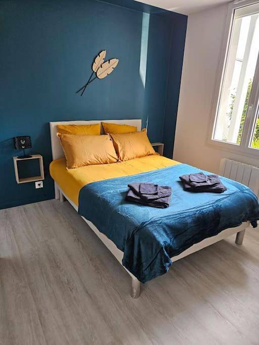 Appartement entier, Three-Bedroom Apartment in Tourville-les-Ifs, Région du Havre