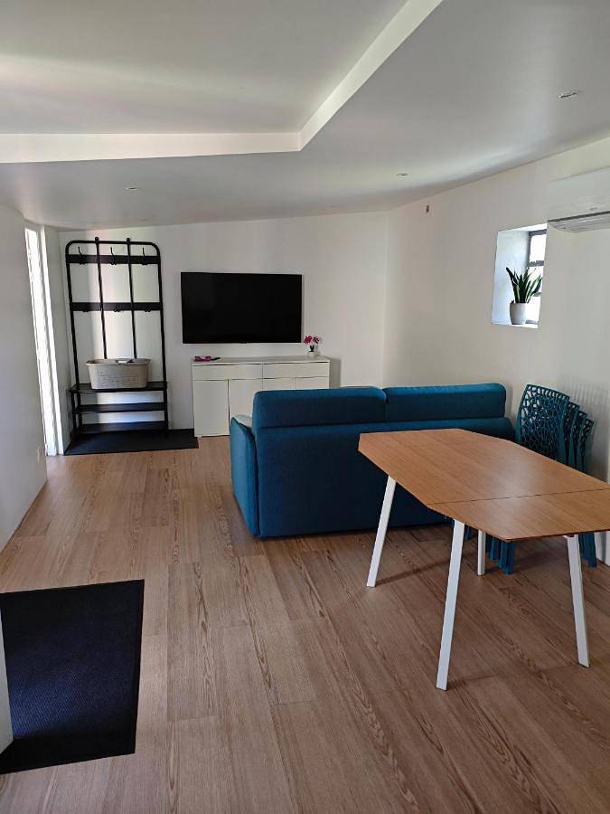 Gîte pour 4 personnes, avec terrasse à Crécy-la-Chapelle - 3