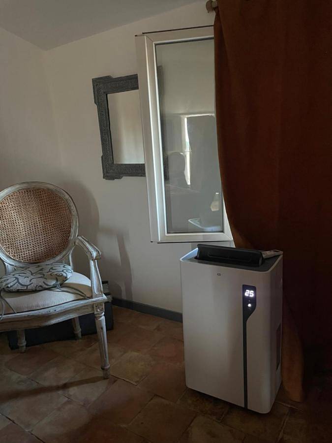 Location de vacances pour 4 personnes, avec Balcon ainsi que Terrasse et Vue à Aramon