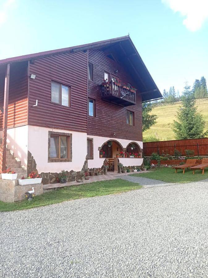 Agriturismo per 2 persone, con terrazza e giardino nonché panorama in Alba Iulia (Romania)