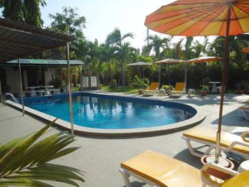 Maison d’hôte pour 2 personnes, avec piscine ainsi que jardin et vue à Pattaya