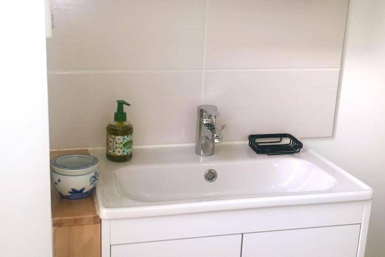Appartement entier, Entre ville et jardins in Sainte-Savine, Aube
