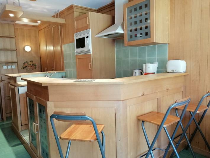 Entire apartment, Luxury 3-room apartment, direct slope access, 6 people in Pra-Loup, Uvernet-Fours