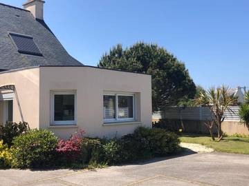 Gîte pour 2 personnes, avec terrasse et jardin à Ploudalmézeau