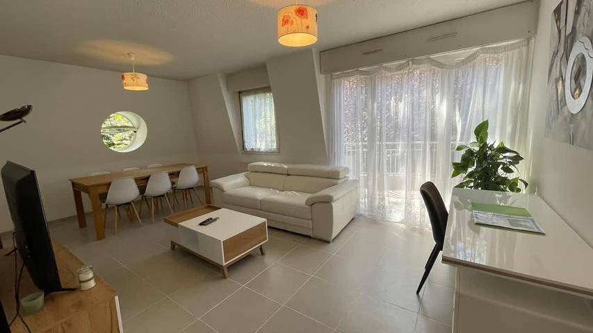 Gîte pour 6 personnes, avec jardin et terrasse à Saint-Julien-en-Genevois - 3