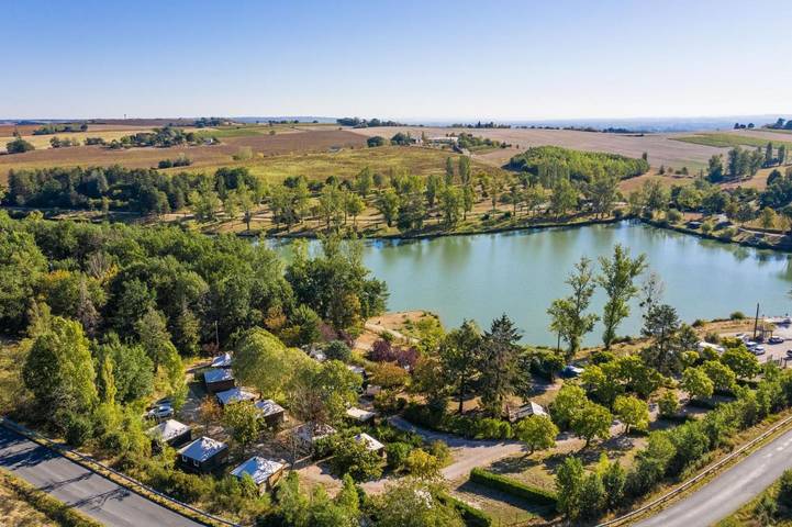Camping pour 2 personnes, avec Terrasse et Jardin ainsi que Vue sur le lac et Vue