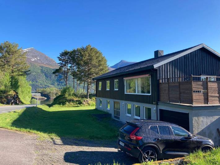 Ferienwohnung für 6 Personen, mit Sauna in Halsa