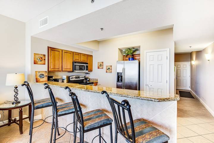 Vacation apartment for 6 people, with balcony and pool the Florida Panhandle