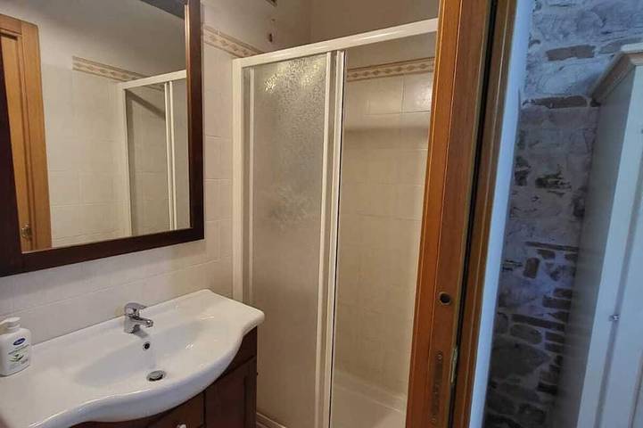 Location de vacances pour 12 personnes, avec piscine et terrasse à Fabriano - 3