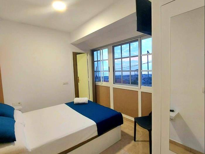 Guest house las 7 islas, blue Room in La Postura, Adeje