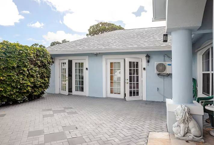 Vacation apartment for 2 people in Florida