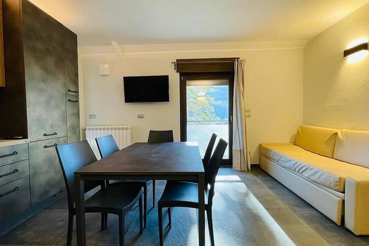 Appartement entier, Villa Linda - Deux-Pieces 2-4 personnes in Névache, Région de Briançon