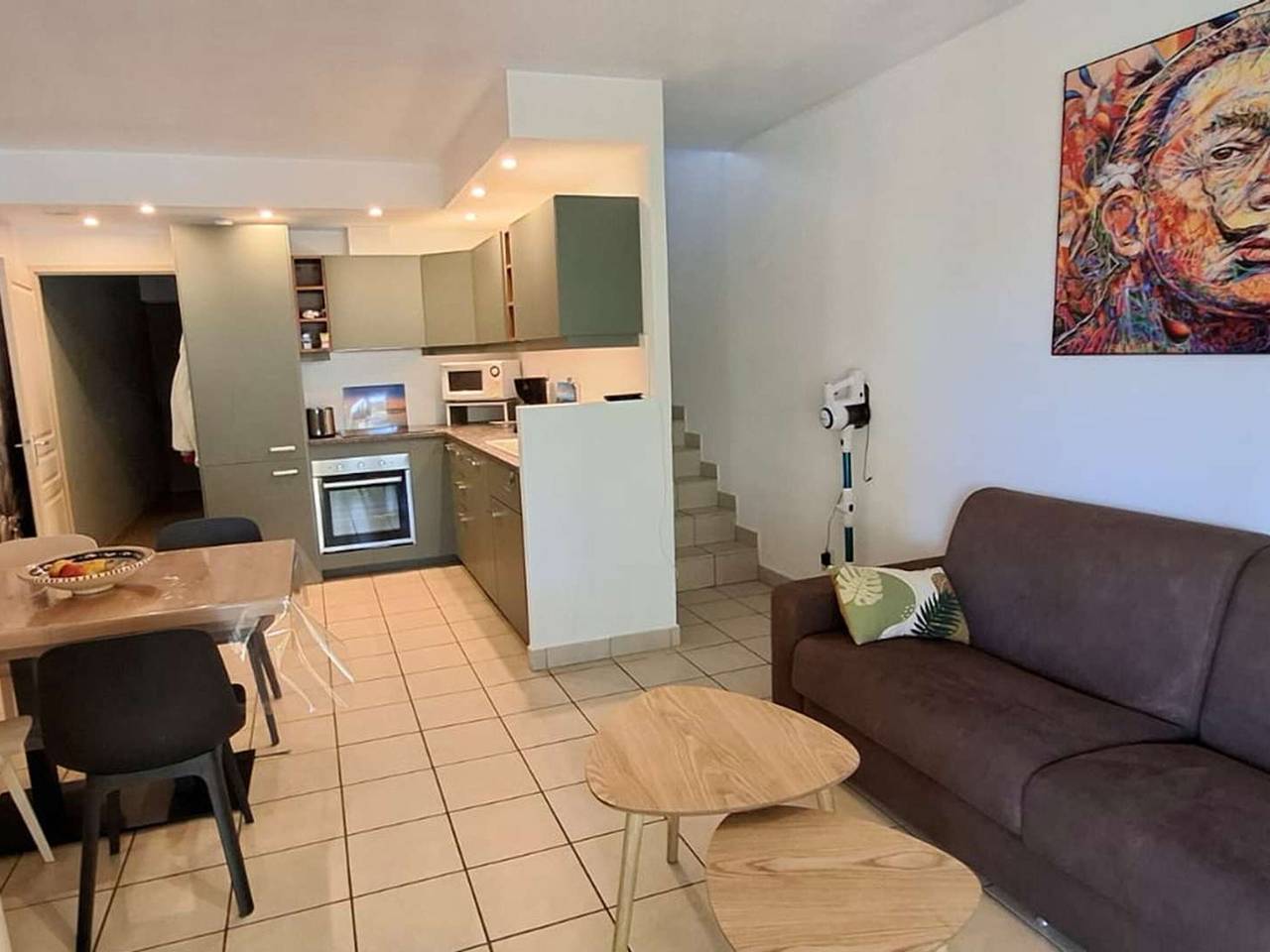 Ganze Wohnung, Klimatisiertes Duplex T3 mit Wifi und Parkplatz in Canet-en-Roussillon in Canet-en-Roussillon, Côte d'Améthyste
