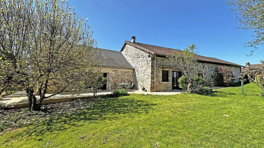 Gîte pour 5 personnes, avec jardin, animaux acceptés