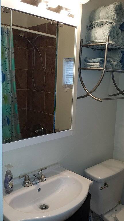 Ganze Wohnung, Palmen und Meeresbrise! in Jacksonville Beach, Duval County