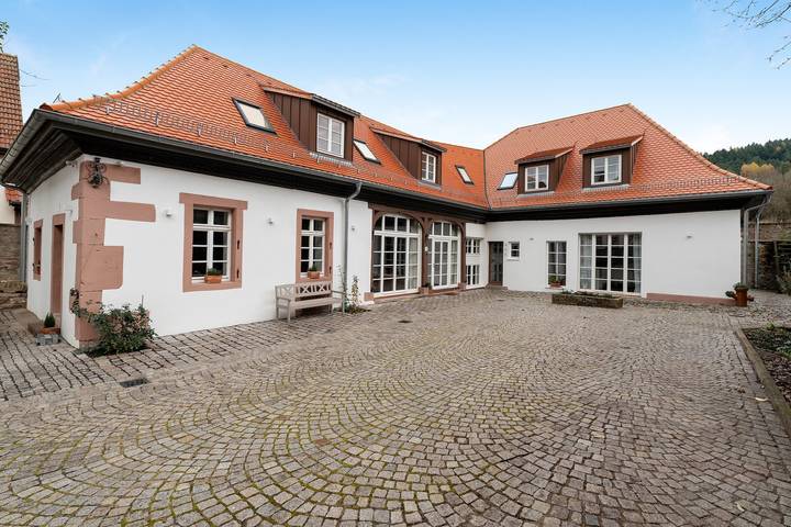 Geheel appartement, Appartement Altes Kutschhaus – Historische charme in het centrum in Gernsbach, Noordelijk Zwarte Woud