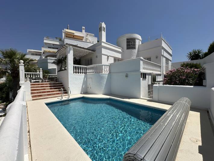 Villa for 4 people, with garden in Nerja